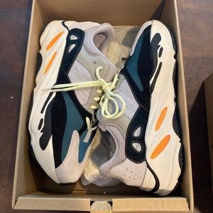 Yeezy 700 waverunner